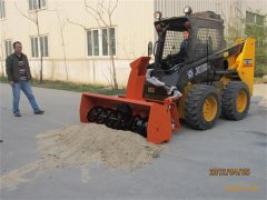徐州屈恩吹雪机冬季快速除冰雪滑移装载机吹雪机