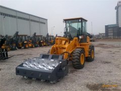 滑移共振除冰器徐州机具装载机除冰器道路场