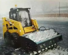 滑移清雪机 多功能扫雪车 除雪神器  