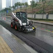 山猫S770、T770铣刨机